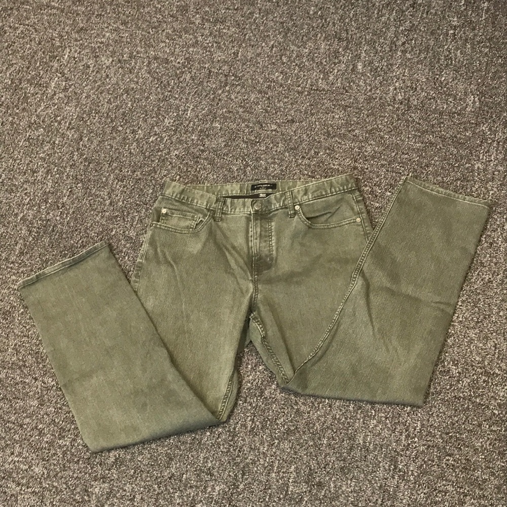 Banana Republic green chord pants 35x32